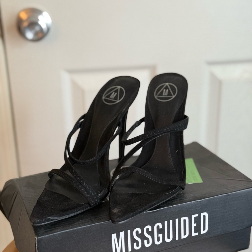 Missguided Black Strappy Heels Elegant Stiletto Design